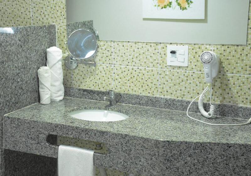 اتاق لوکس خانوادگی, Nacional Inn Foz Do Iguaçu
