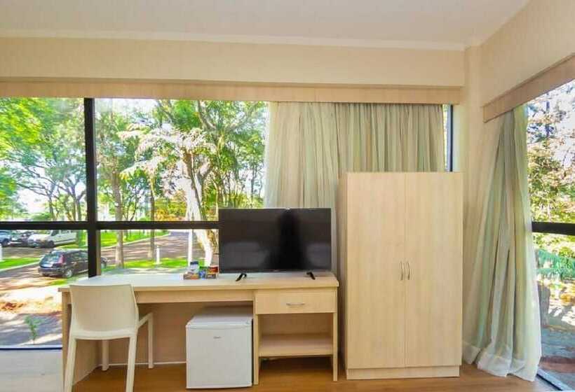 اتاق لوکس, Nacional Inn Foz Do Iguaçu