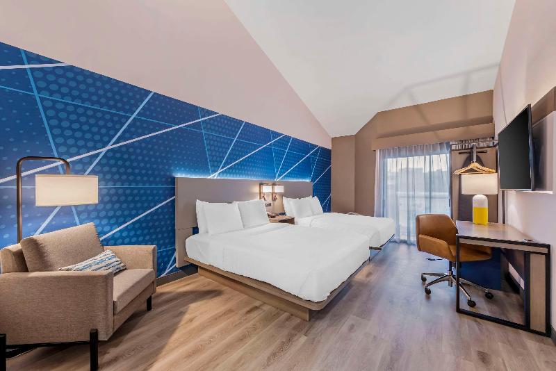 اتاق استاندارد با تخت دو نفره بزرگ, Quality Inn & Suites Irvine Spectrum