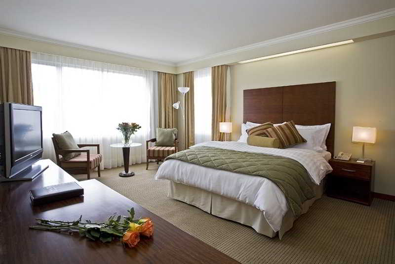 Deluxe Room, Stubel Suites & Cafe