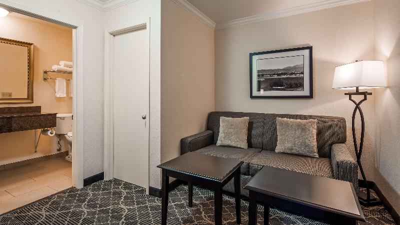 اتاق لوکس, Stubel Suites & Cafe