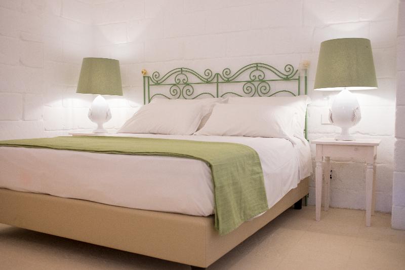 اتاق لوکس, Stubel Suites & Cafe