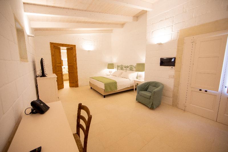 اتاق لوکس, Stubel Suites & Cafe