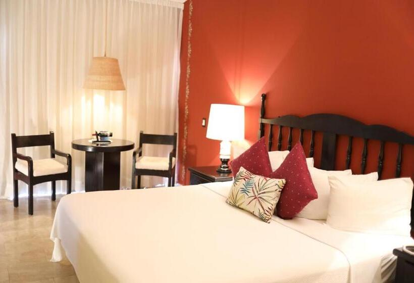 اتاق استاندارد با تخت بزرگ, Montetaxco