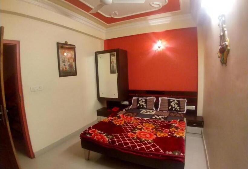اتاق استاندارد, Panna Palace Guest House