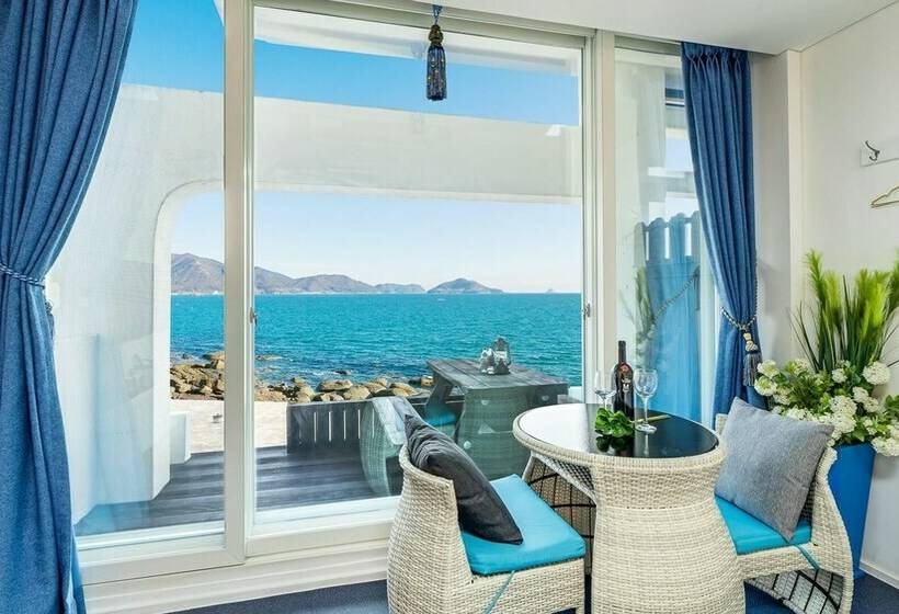 آپارتمان عادی 1 خوابه, Namhae Opera House Pension