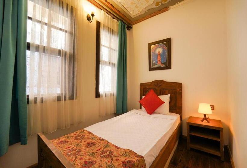 اتاق استاندارد, Old House Hotel&pub