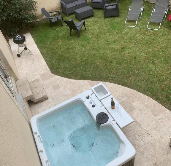 خانه 1 خوابه, Maison D Alice   Avec Spa