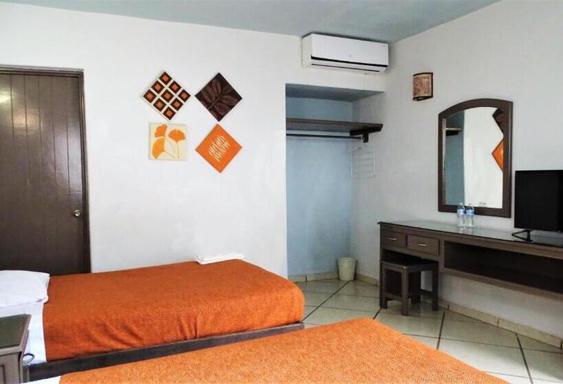 اتاق استاندارد چهار تخته, Ibiza Express