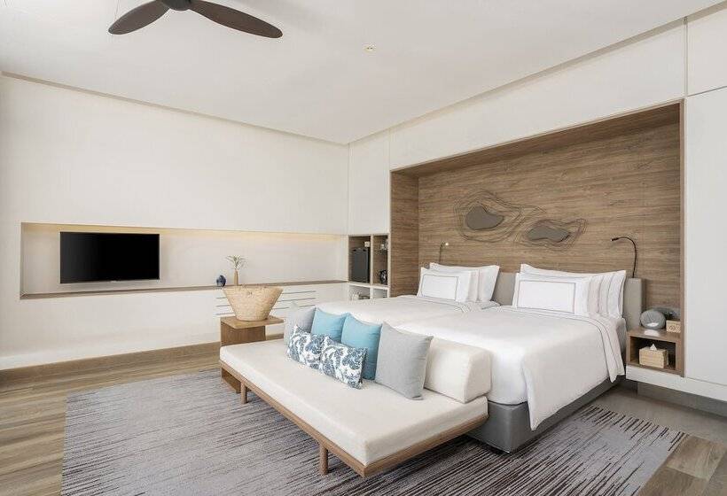 سوییت, Melia Phuket Mai Khao