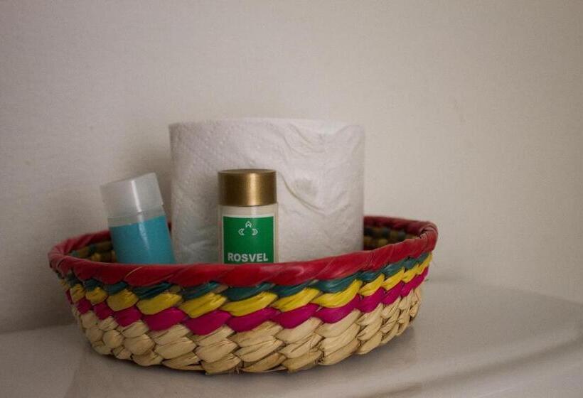 اتاق استاندارد, Rosvel