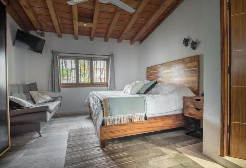 اتاق لوکس چهار تخته, Villa San Juan Bed&breakfast