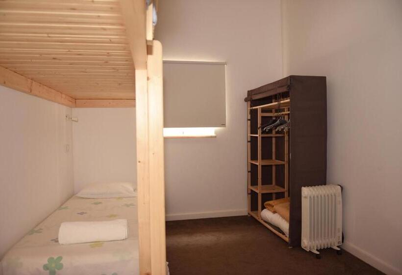 تختخواب در اتاق مشترک, Horta Do Vale   Nature House
