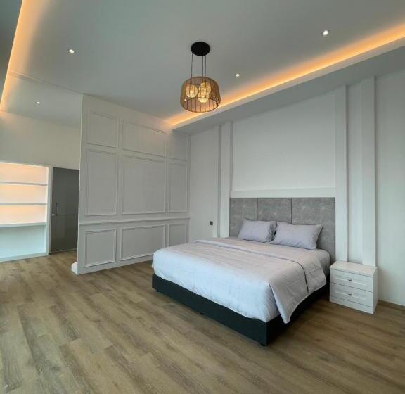 ویلای یک اتاق خوابه با استخر شنا, Dz Residence Tunjong