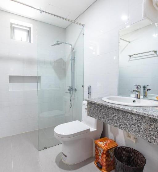اتاق لوکس با چشم‌انداز شهر, Bao Ngoc Hotel & Apt