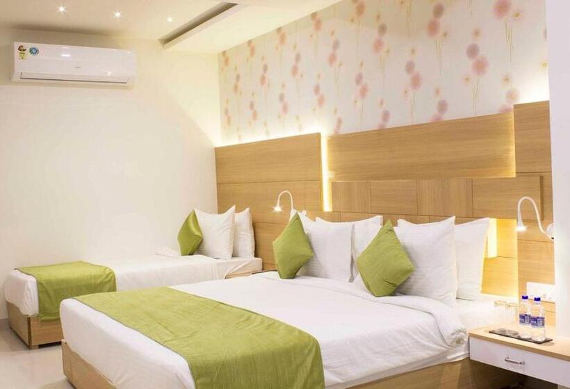 سوییت خانوادگی, Madhuvan Suites By Blues