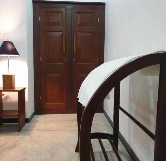 اتاق استاندارد با بالکن, Olee Villa