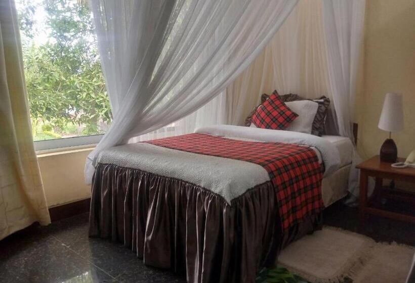 اتاق استاندارد با چشم‌انداز باغ, Karibu Heritage House
