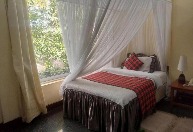 اتاق استاندارد با چشم‌انداز باغ, Karibu Heritage House