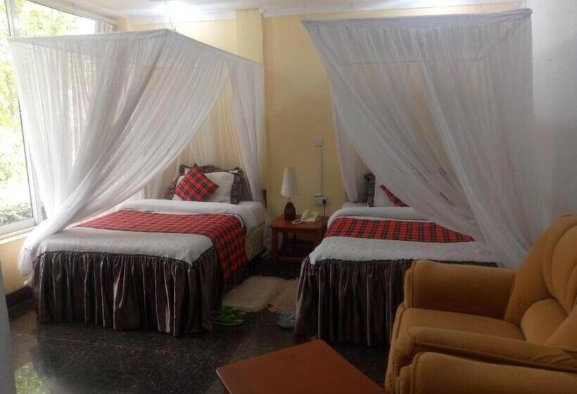 اتاق استاندارد سه نفره, Karibu Heritage House
