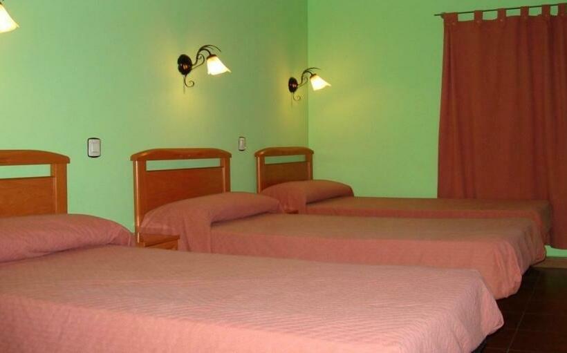 اتاق استاندارد چهار تخته, Albergue Aurora Boreal