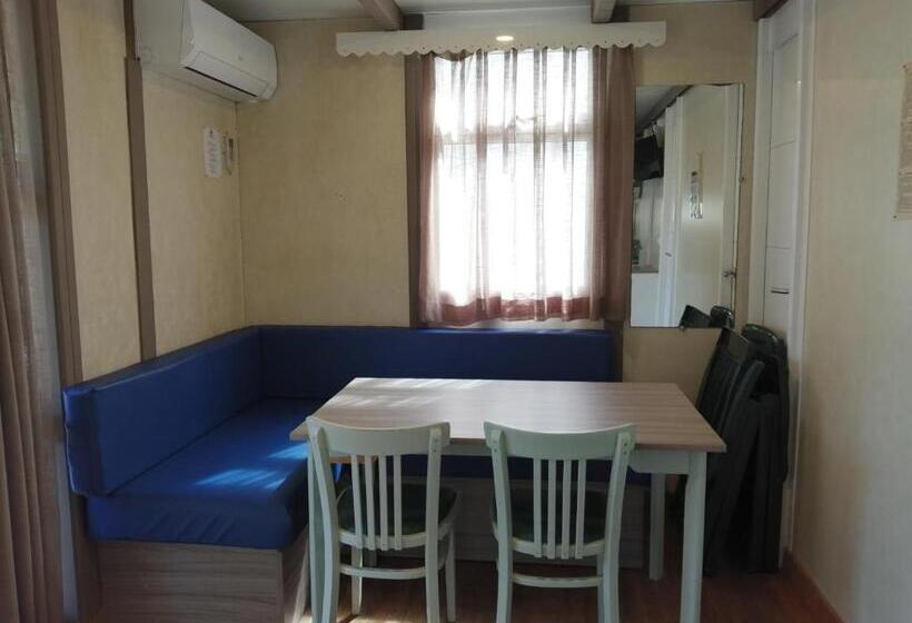 بانگلوی لوکس, Camping-bungalows Altomira