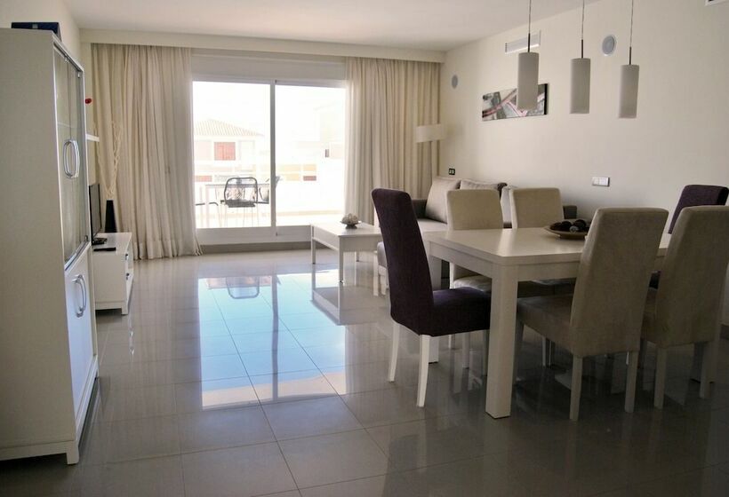 2 Bedroom Apartment with Terrace, Cortijo Del Mar Resort
