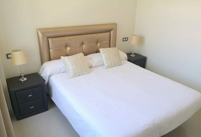1 Bedroom Apartment with Terrace, Cortijo Del Mar Resort