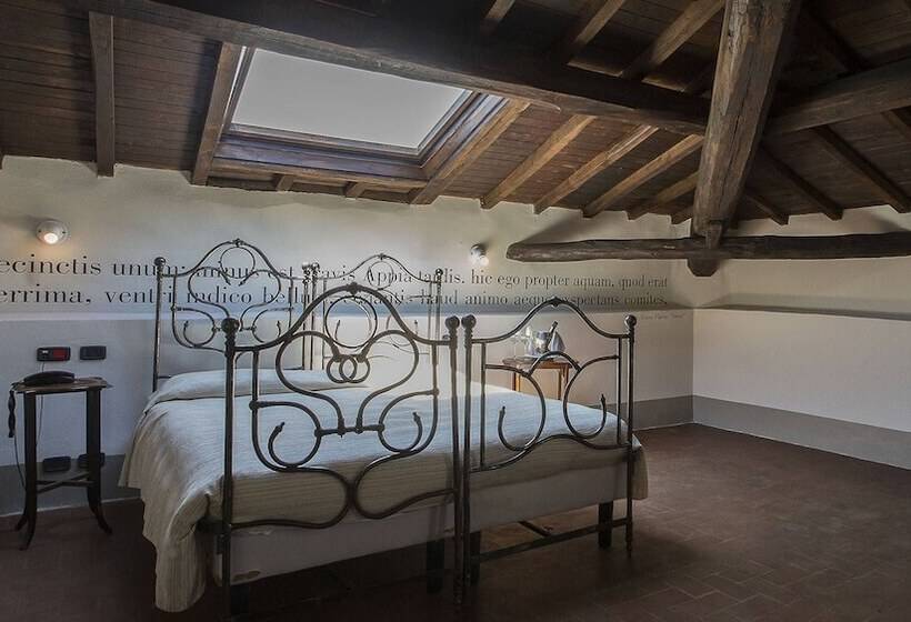 سوییت جونیور, Foro Appio Mansio