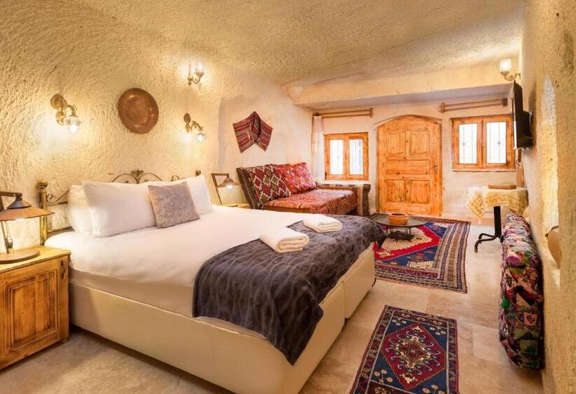 سوییت خانوادگی, Tatlı Kaya Otel