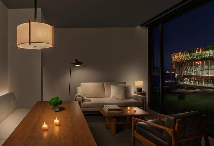 Deluxe Suite King Bed, The Reykjavik Edition