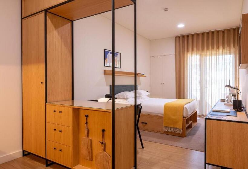 اتاق لوکس با بالکن, Bfresh Hotel   Padel, Pool & Fitness   Adults Only