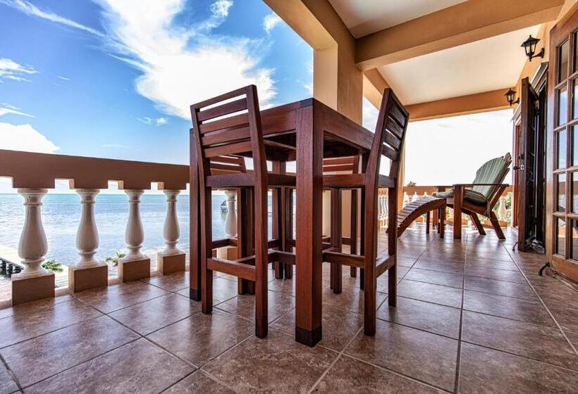 سوئیت با بالکن, Hol Chan Reef Resort & Villas