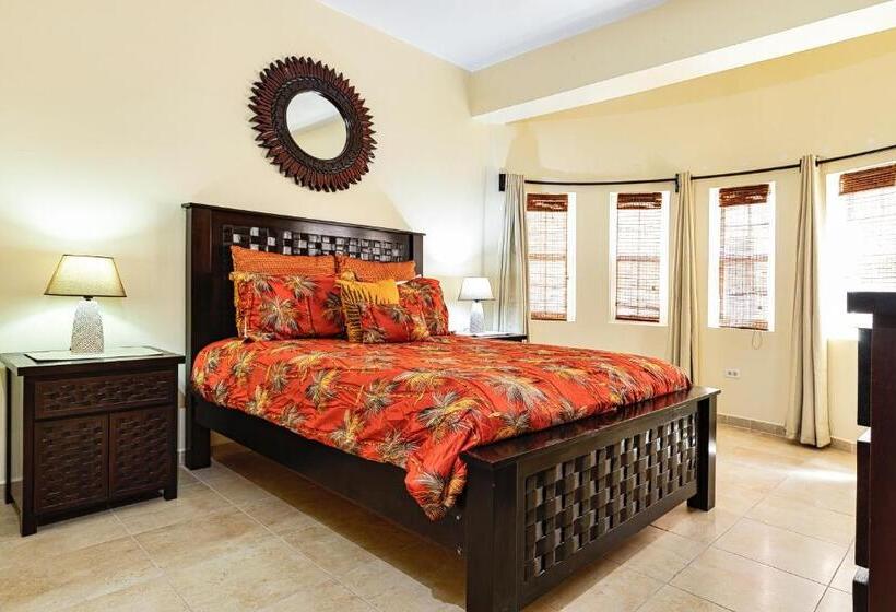 سوییت, Hol Chan Reef Resort & Villas
