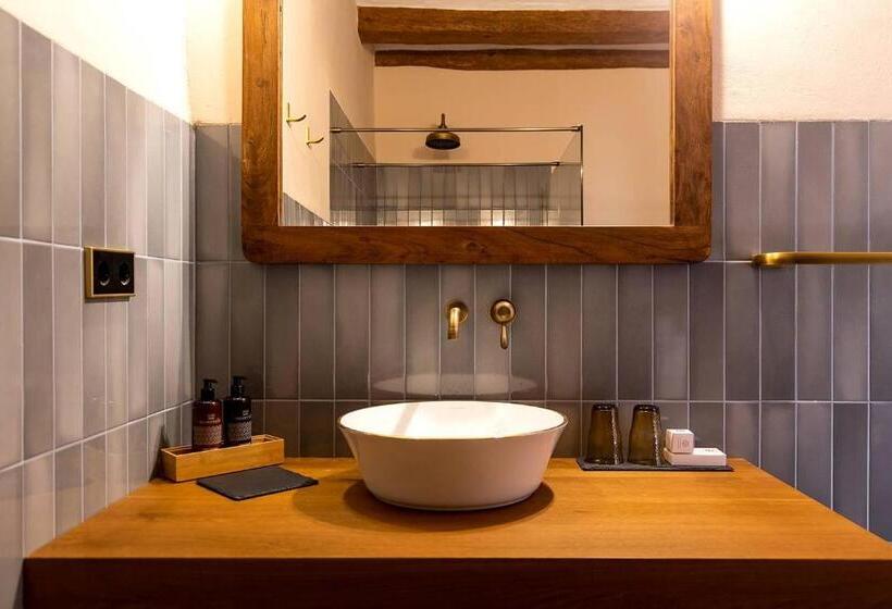 اتاق لوکس با بالکن, Casa Gran 1771   Montrubí Winery Hotel   Adults Only