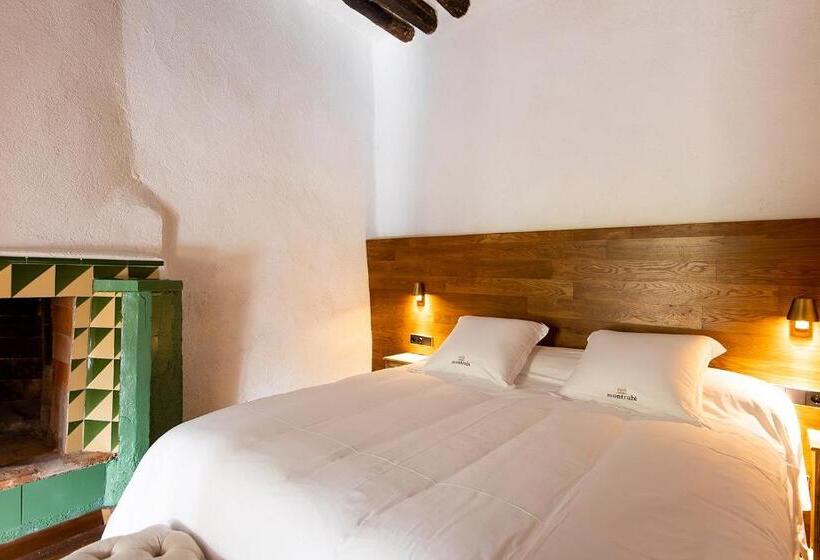 سوئیت جونیور با تراس, Casa Gran 1771   Montrubí Winery Hotel   Adults Only