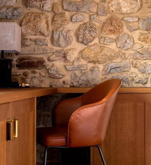 اتاق لوکس با بالکن, Casa Gran 1771   Montrubí Winery Hotel   Adults Only