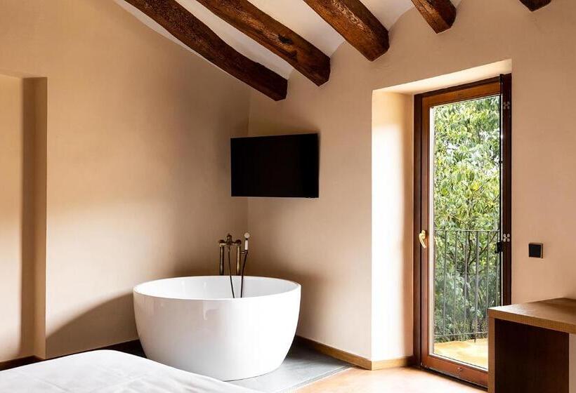 سوئیت جونیور با تراس, Casa Gran 1771   Montrubí Winery Hotel   Adults Only
