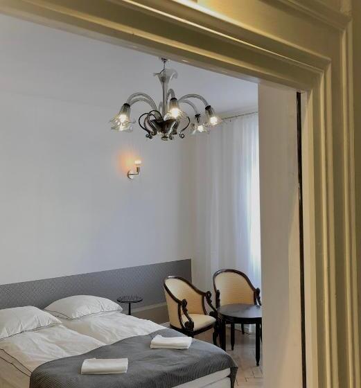 Quarto Quádruplo Deluxe, Hôtel D’artiste