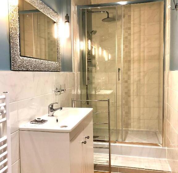 Quarto Quádruplo Deluxe, Hôtel D’artiste
