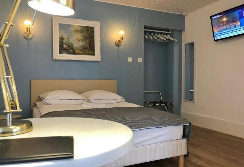 Quarto standard, Hôtel D’artiste