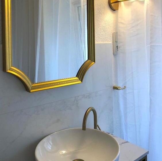 Quarto standard, Hôtel D’artiste