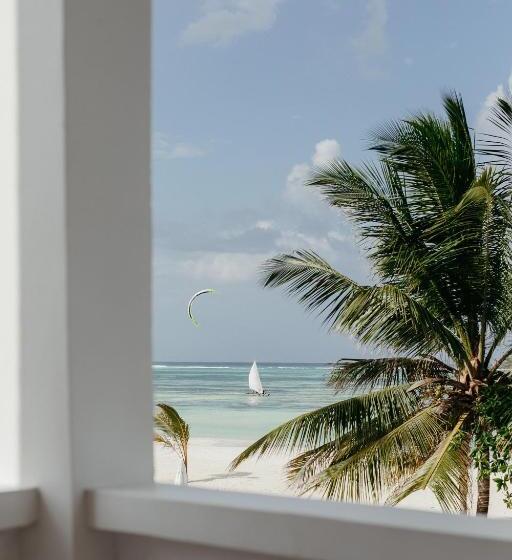 اتاق لوکس با چشم‌انداز دریا, Lux Marijani Zanzibar