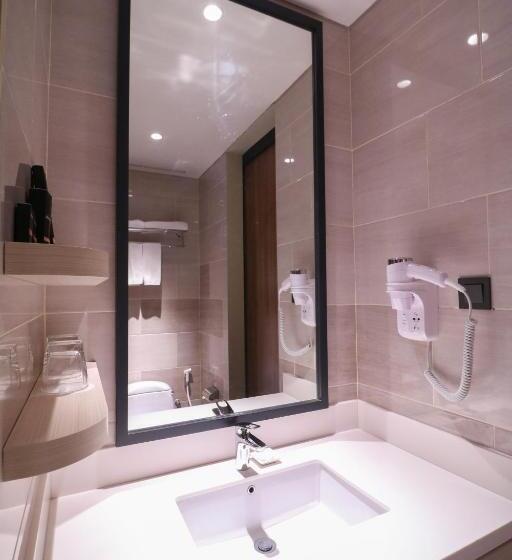 اتاق لوکس, Prime Park Hotel & Convention Lombok