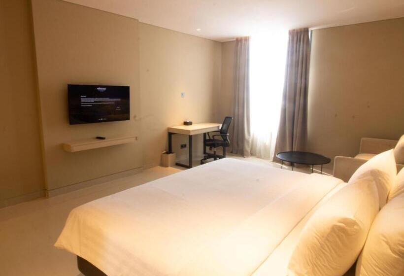 سوییت جونیور, Prime Park Hotel & Convention Lombok