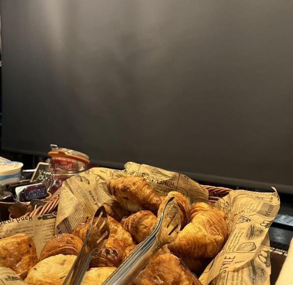 اتاق استاندارد یک نفره, The Wellington Hotel Birmingham   Breakfast Included, Near O2 Academy & City Centre