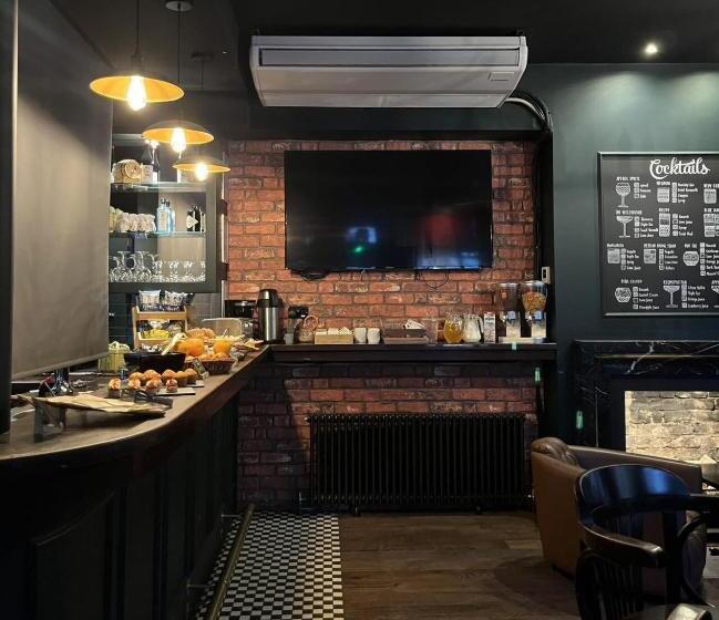 اتاق سوپریور, The Wellington Hotel Birmingham   Breakfast Included, Near O2 Academy & City Centre