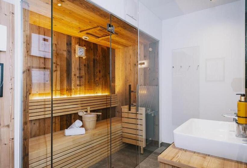 سوییت, Nikolaus By Avenida Panoramic Wellness Suites