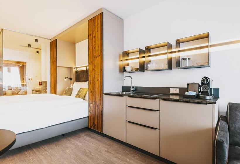 اتاق سوپریور, Nikolaus By Avenida Panoramic Wellness Suites