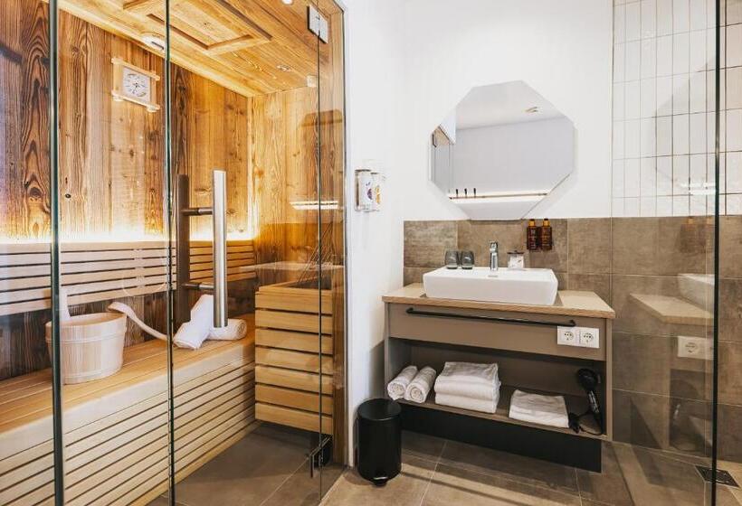 اتاق سوپریور, Nikolaus By Avenida Panoramic Wellness Suites